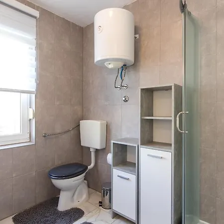 Apartmán With Parking Space - Krk - 22447 *