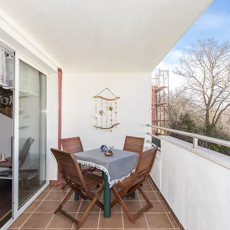 With Parking Space - Krk - 22447 Apartmán *